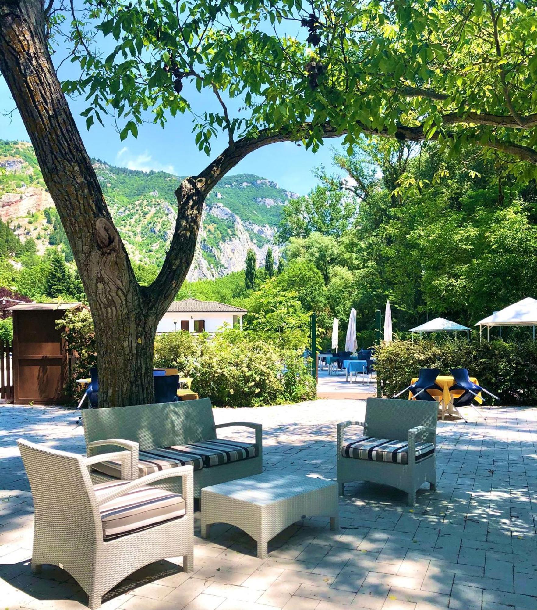 Hotel La Ginestra Акваланга Экстерьер фото