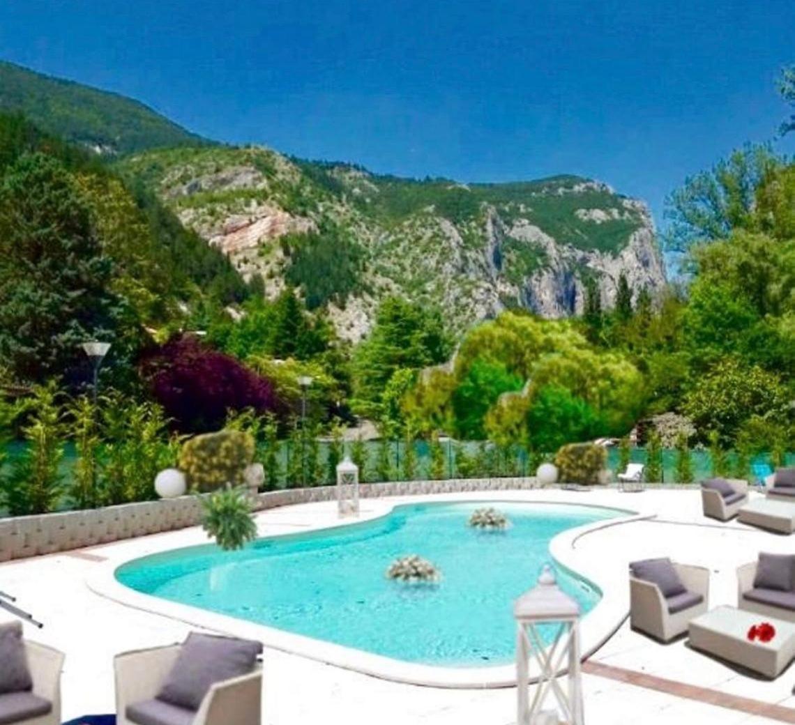 Hotel La Ginestra Акваланга Экстерьер фото